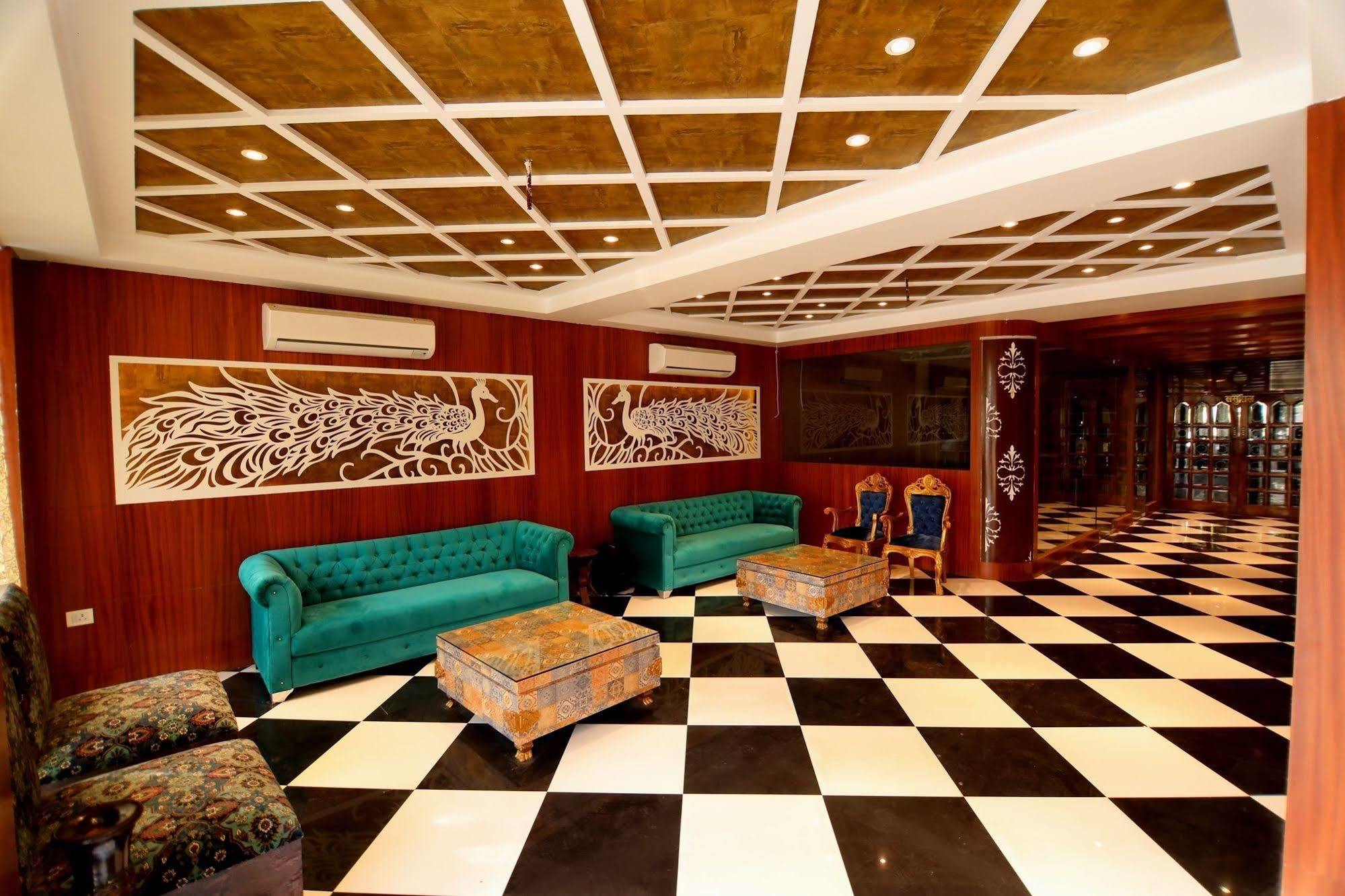 Fabhotel Prime Sarin Heritage Hotel