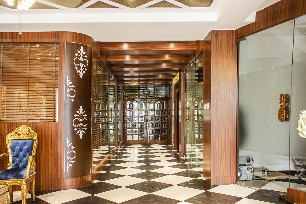 Fabhotel Prime Sarin Heritage Hotel